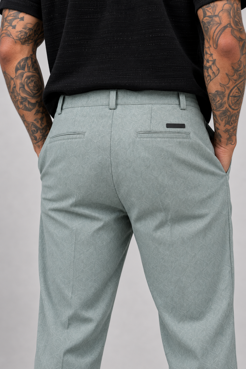 PANTALON EN LINO - CON PRETINA Y PRENSES
