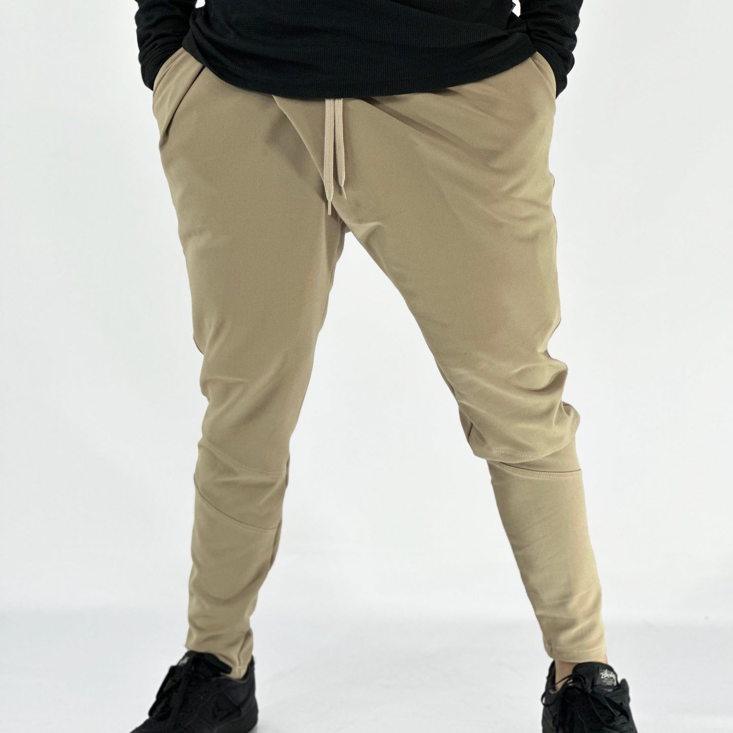 Jogger Tokio Caqui.