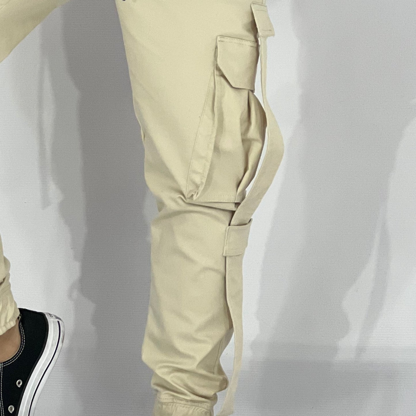 Pantalón Cargo correas - BEIGE