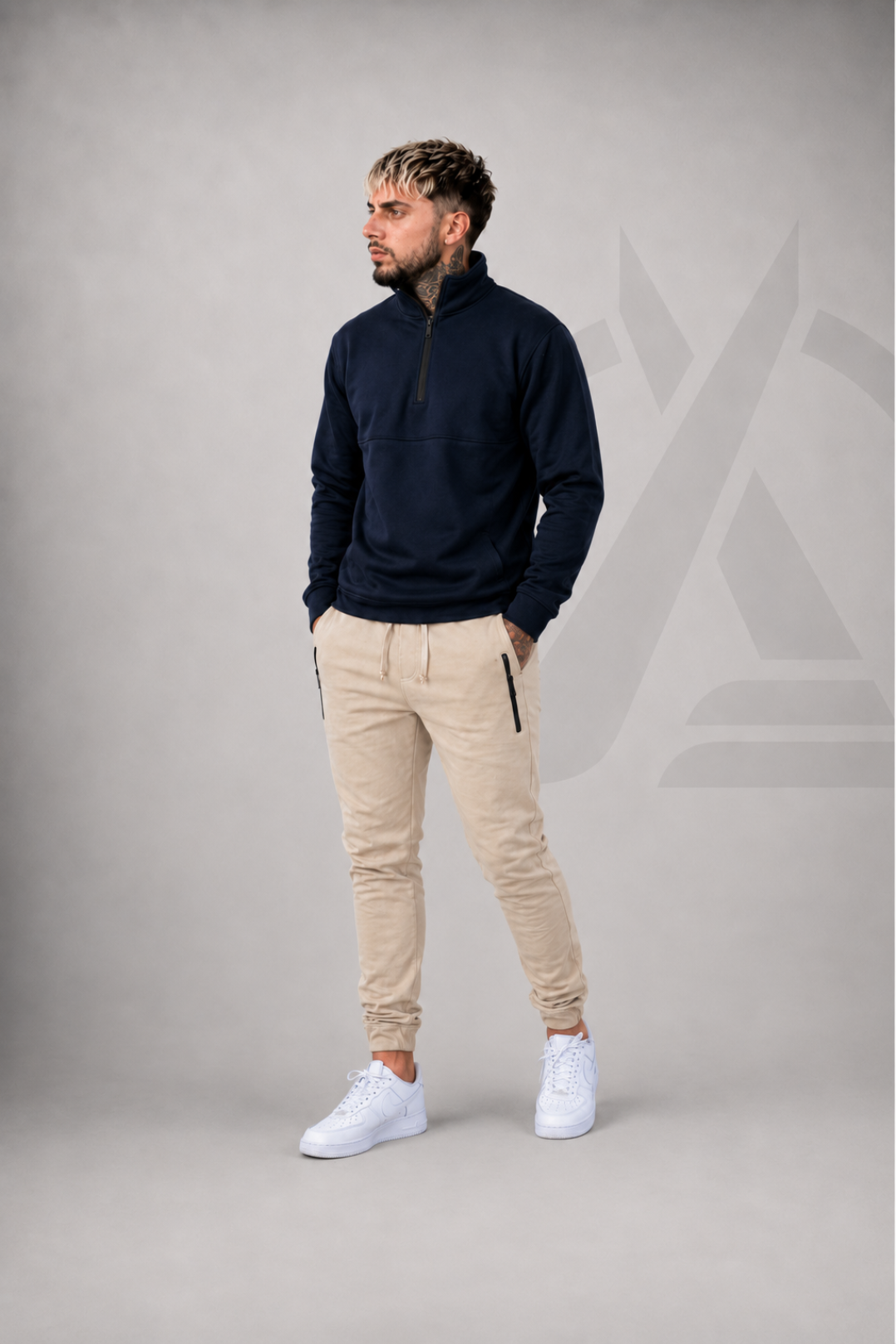JOGGER EN BURDA BASICO BEIGE