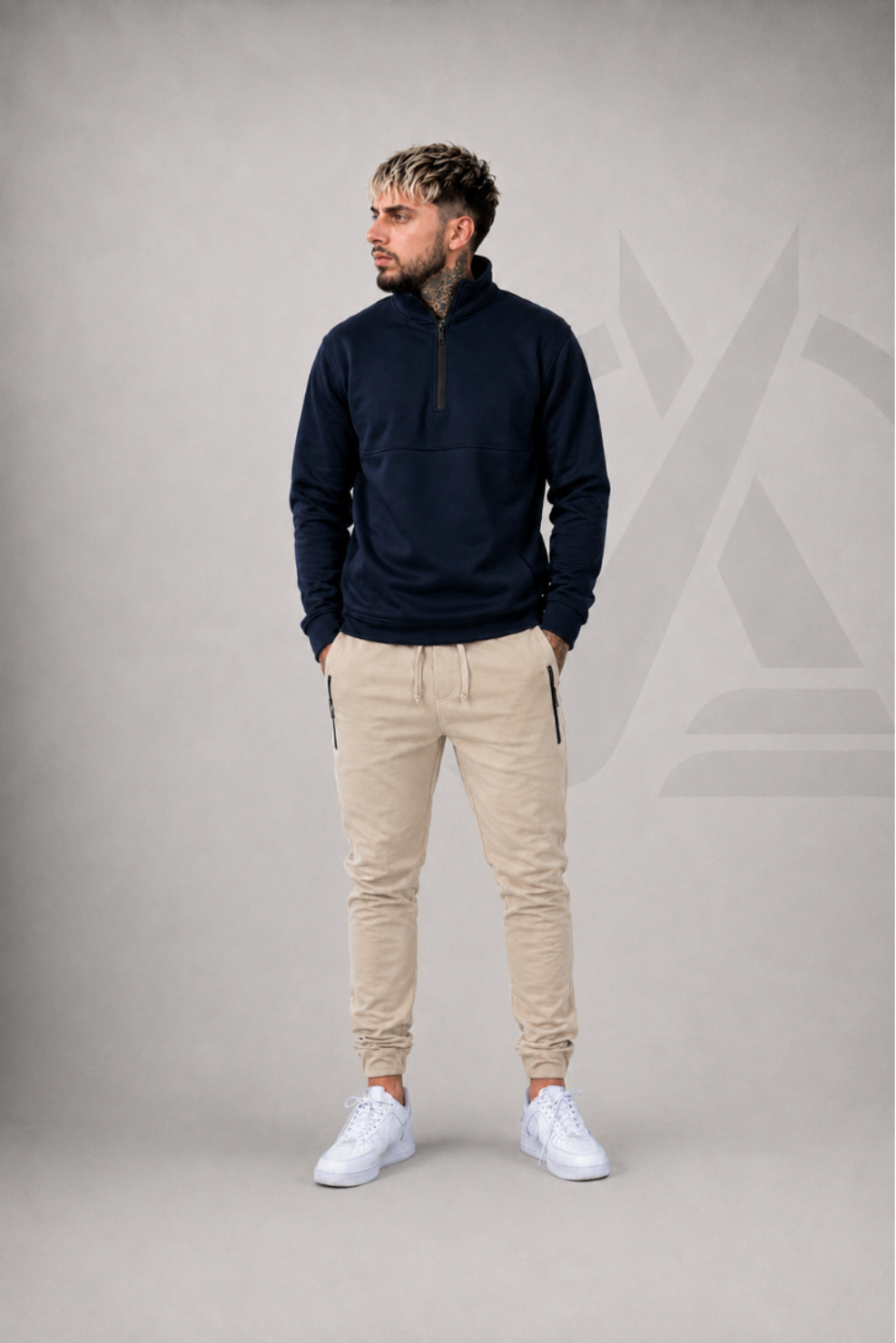 JOGGER EN BURDA BASICO BEIGE