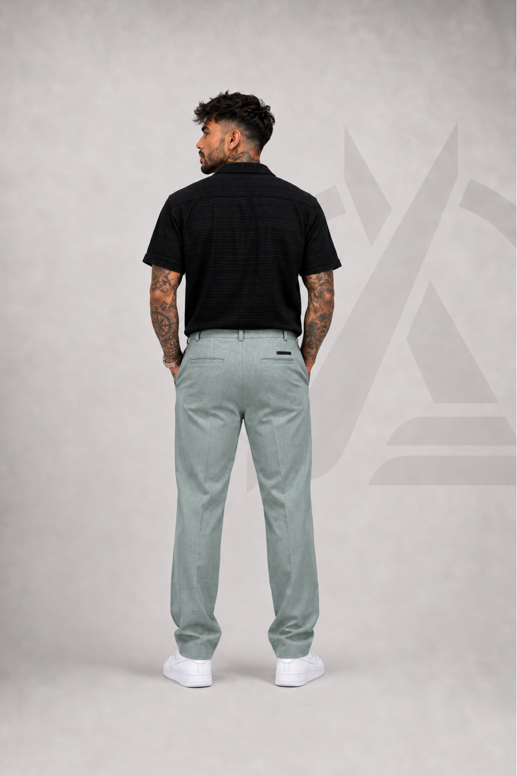 PANTALON EN LINO - CON PRETINA Y PRENSES