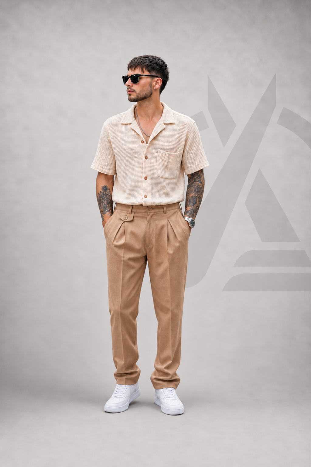 PANTALON EN LINO - CON PRETINA Y PRENSES